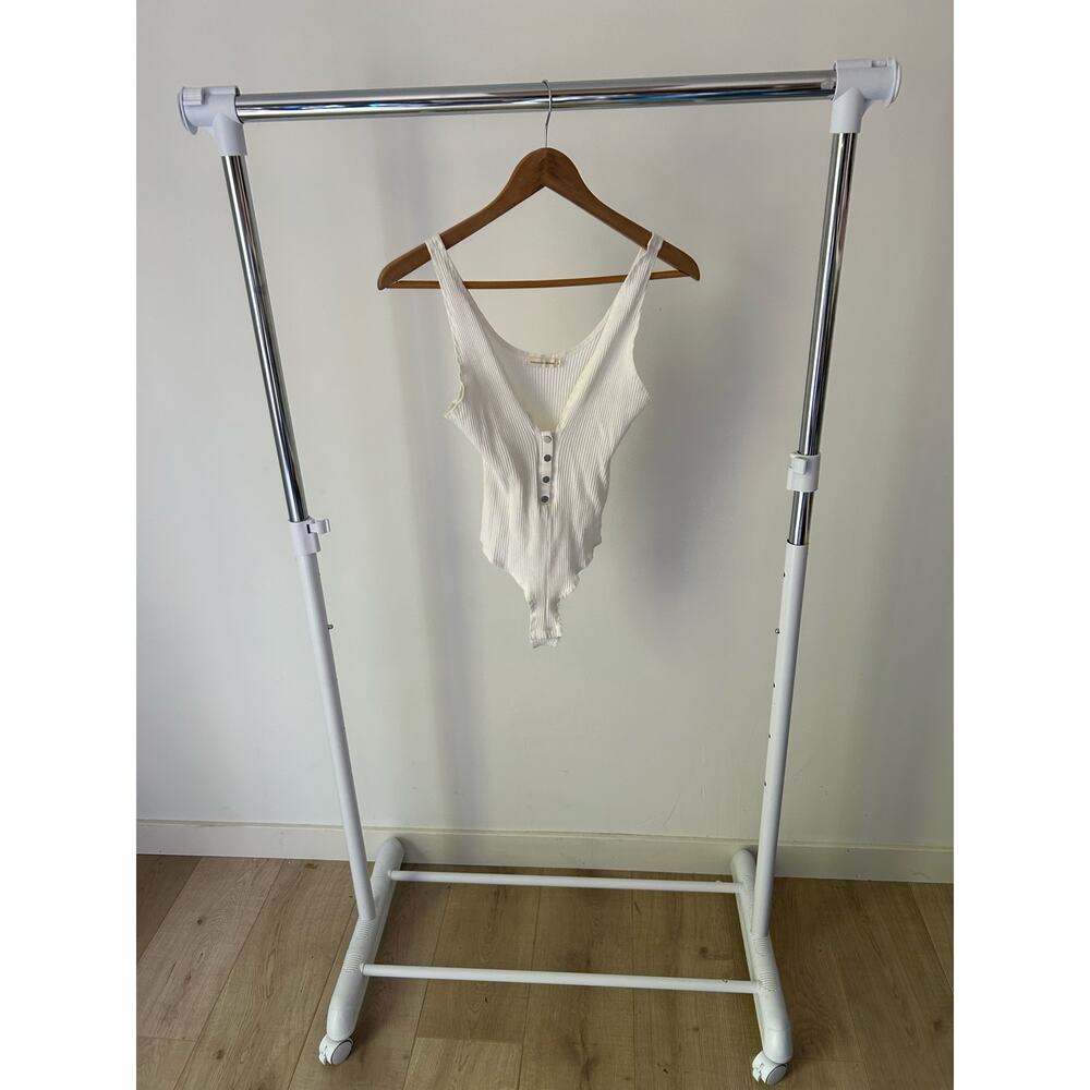 Makers Of Dreams White‎ Bodysuit Size M/L